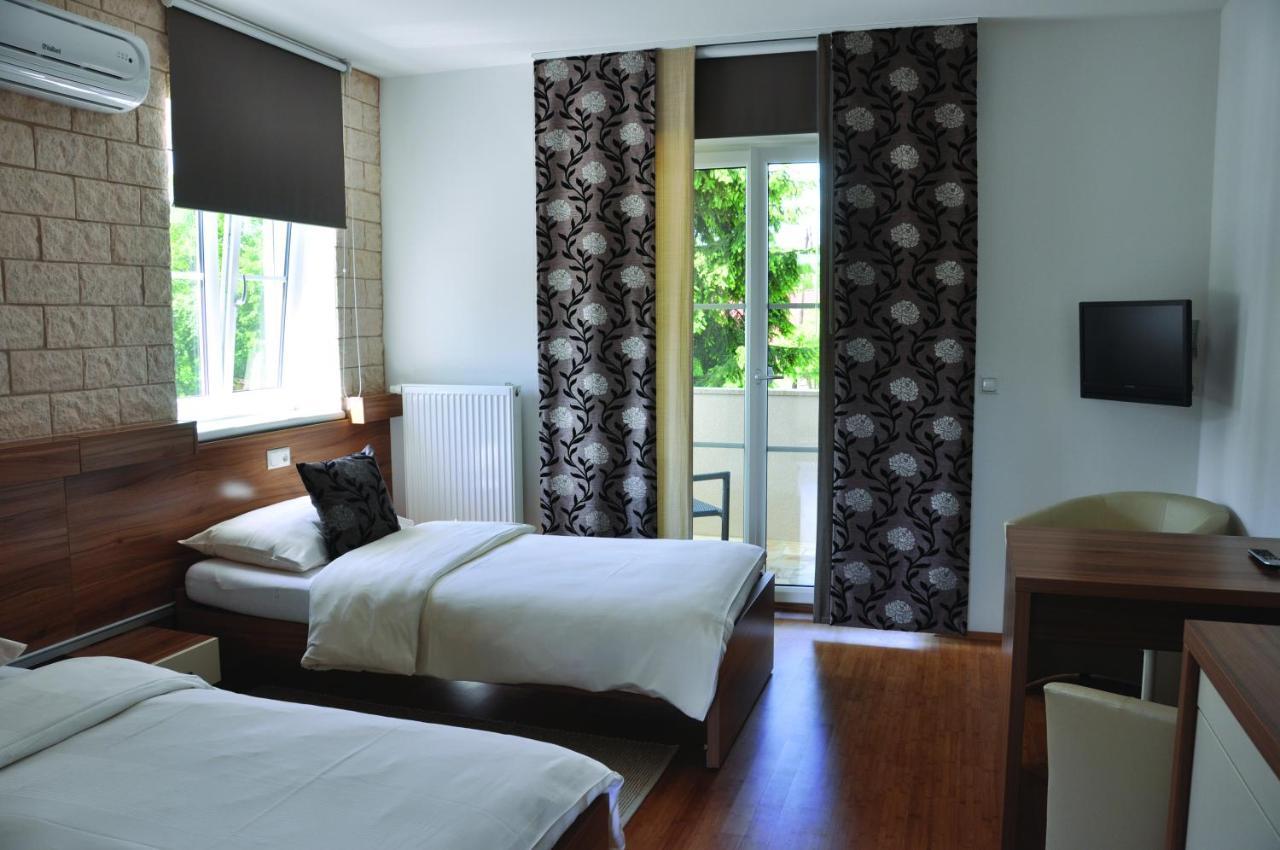 Apartmenthausmannstaetten Hausmannstatten Bagian luar foto