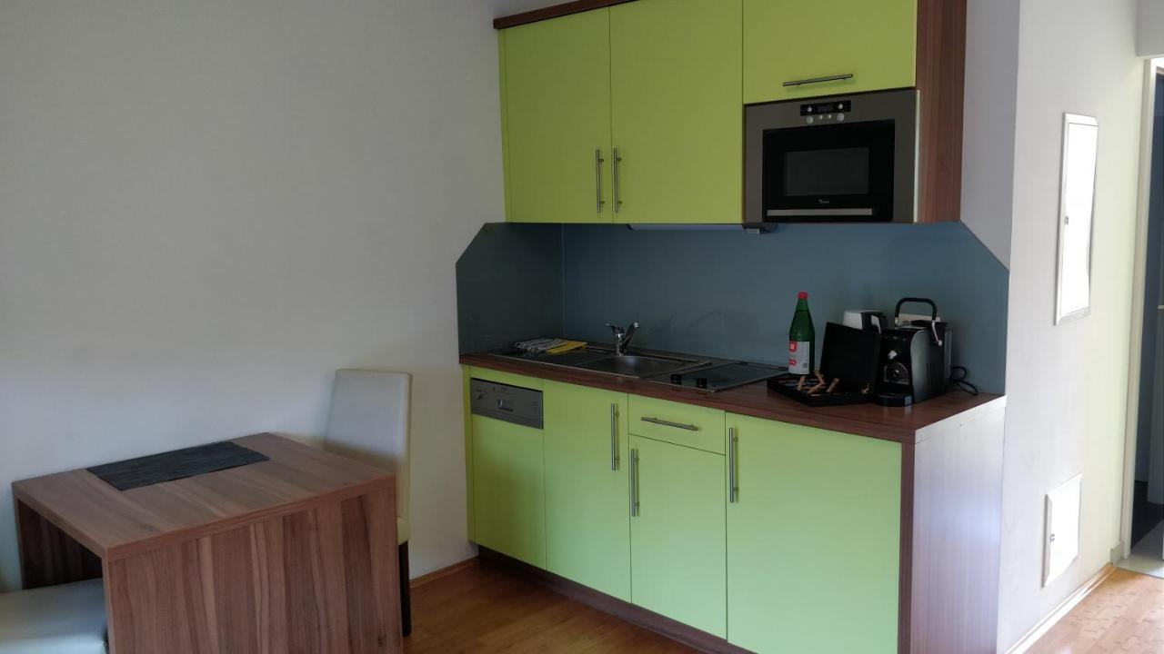 Apartmenthausmannstaetten Hausmannstatten Bagian luar foto