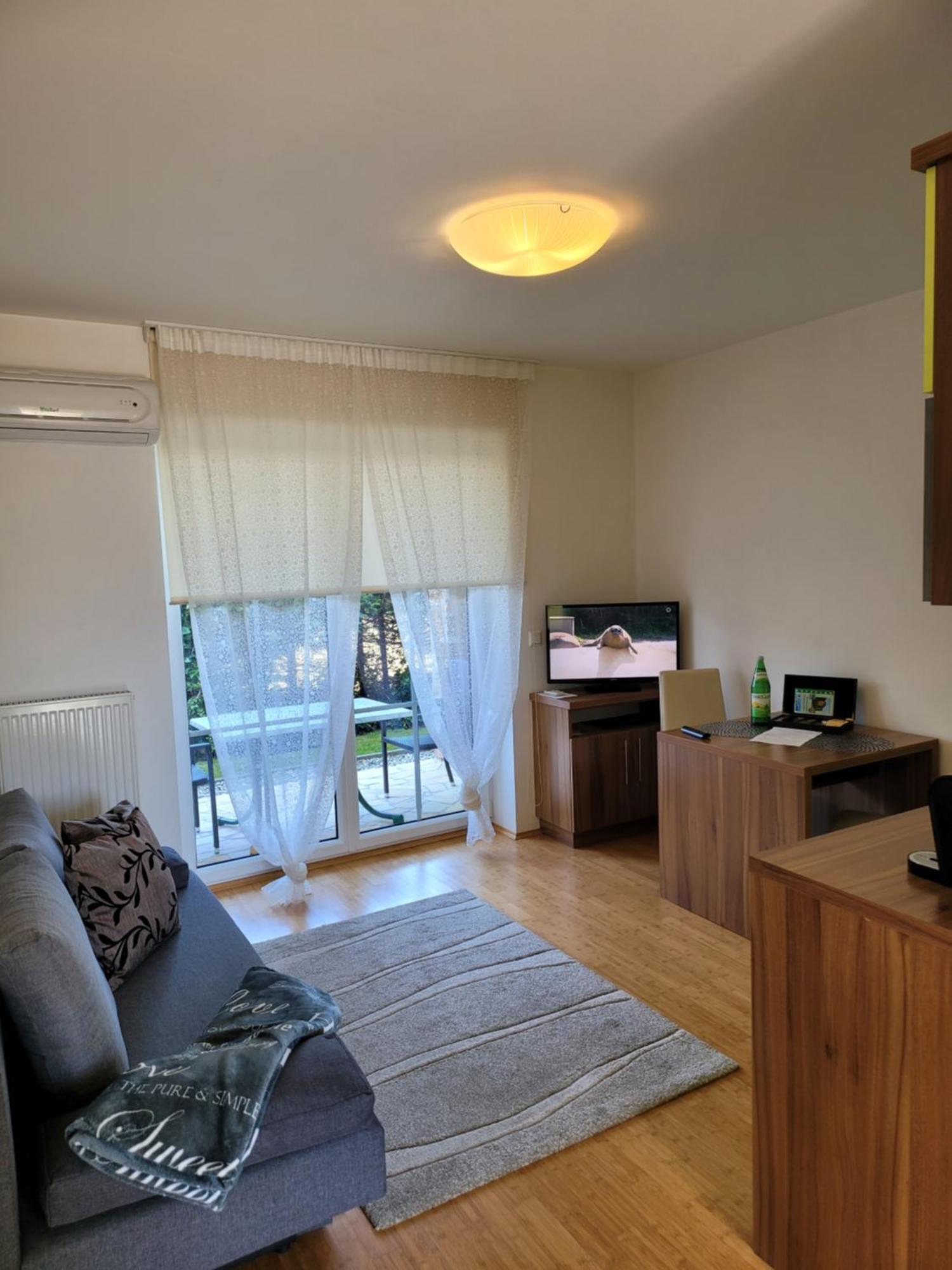 Apartmenthausmannstaetten Hausmannstatten Bagian luar foto