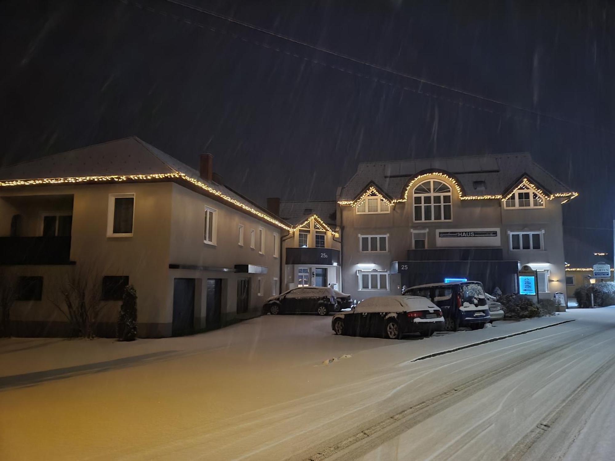 Apartmenthausmannstaetten Hausmannstatten Bagian luar foto