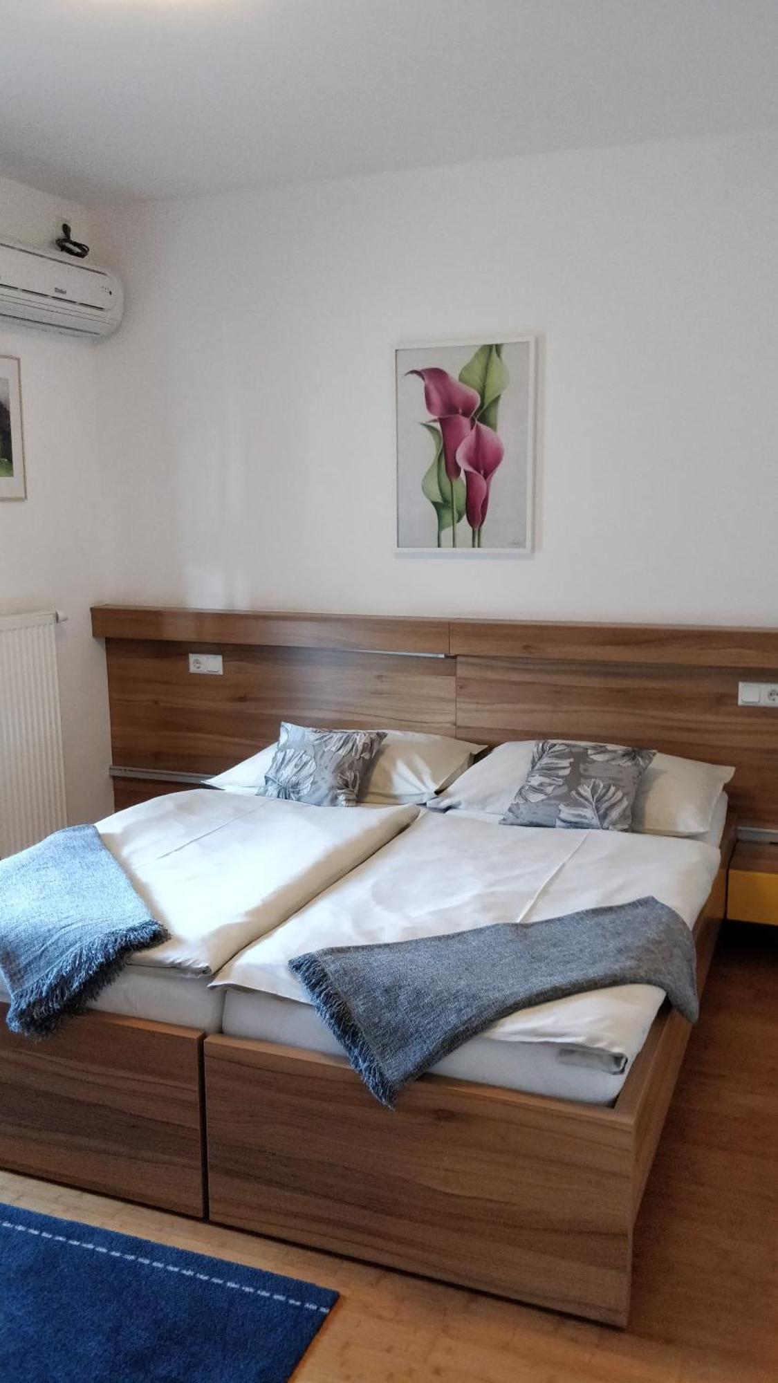 Apartmenthausmannstaetten Hausmannstatten Bagian luar foto