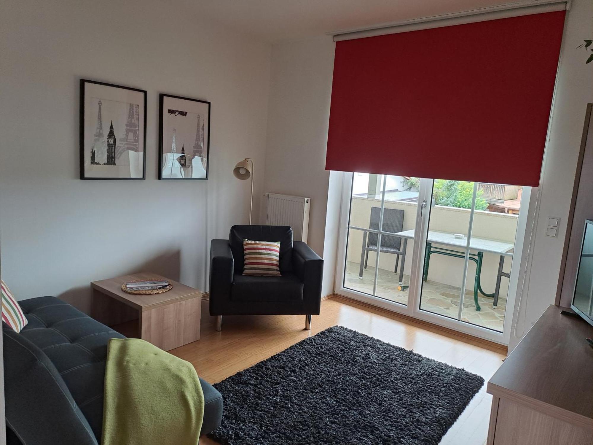 Apartmenthausmannstaetten Hausmannstatten Bagian luar foto