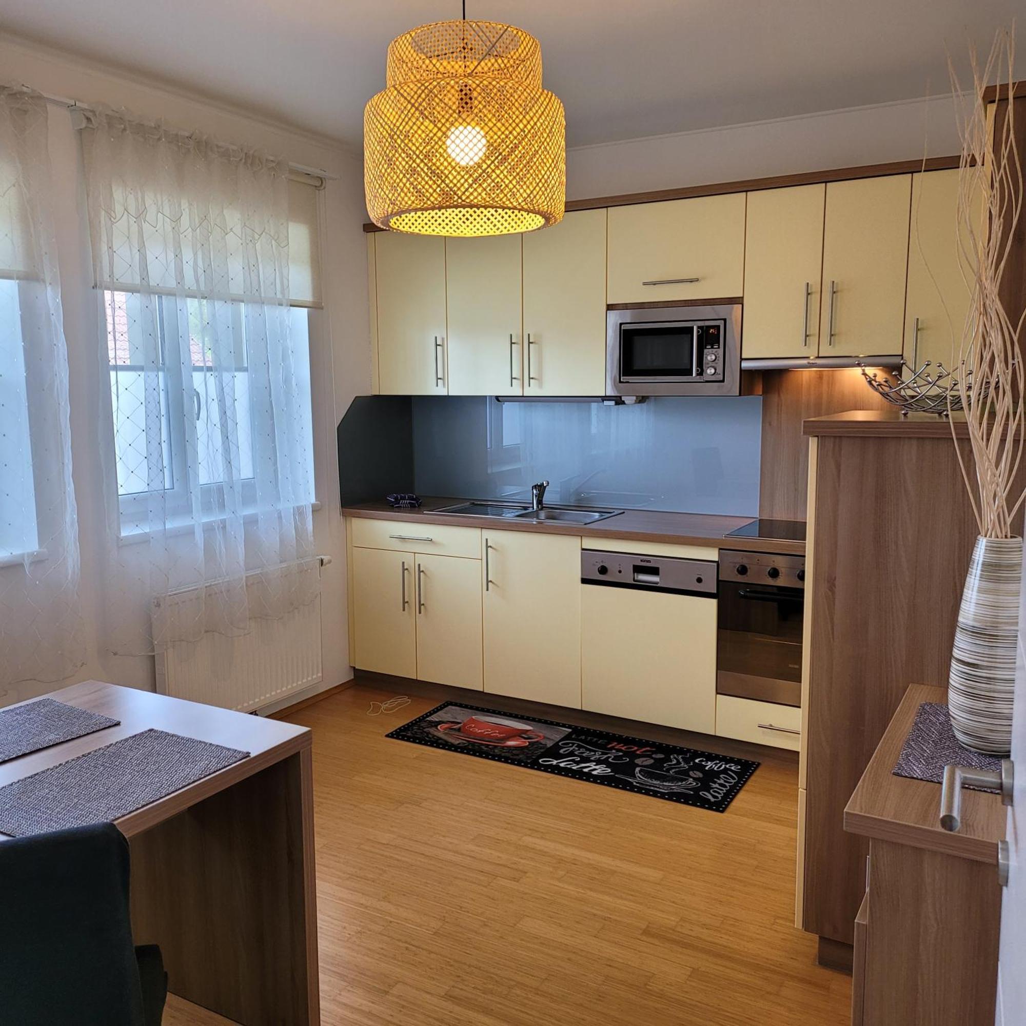 Apartmenthausmannstaetten Hausmannstatten Bagian luar foto